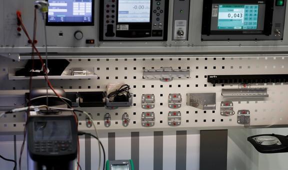 国产电子测量仪器龙头同惠电子:产品向高端化综合化发展LD乐动体育(图10) 国产电子测量仪器龙头同惠电子:产品向高端化综合化发展LD乐动体育(图10)