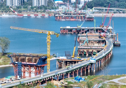 不忘奋斗路 迈步新征程——六个关键词见证望城十年LD乐动 乐动体育发展(图2) 不忘奋斗路 迈步新征程——六个关键词见证望城十年LD乐动 乐动体育发展(图2)