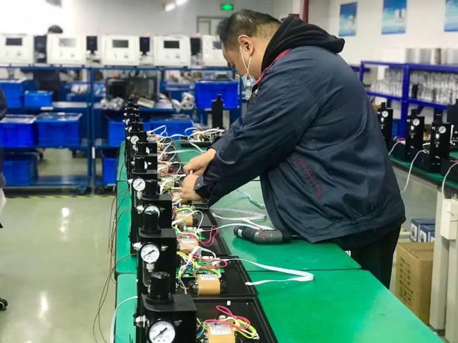 LD乐动体育聚集60余家企业、去年规上产值达71亿元集群式发展助推松江科学仪器产业迈上新台阶(图2)