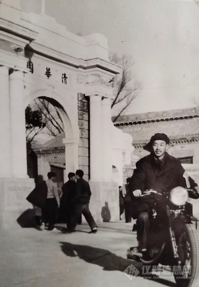 中国四极质谱开拓者查良镇教授乐动体育去世