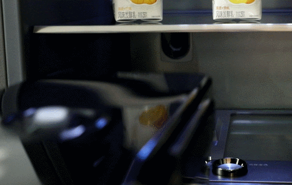 LD乐动 乐动体育海信璀璨系列新品JC-166WZKJC1P厅吧评测 真空存储打造艺术生活(图14) LD乐动 乐动体育海信璀璨系列新品JC-166WZKJC1P厅吧评测 真空存储打造艺术生活(图14)