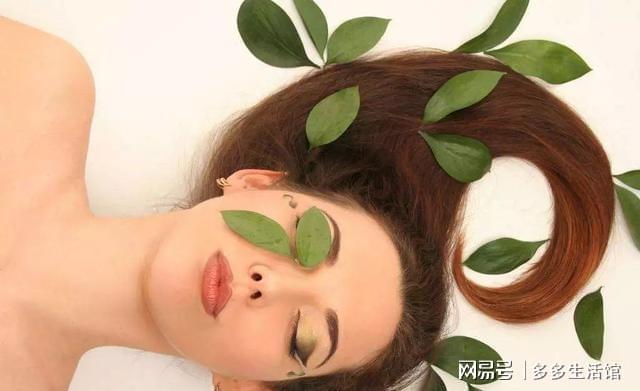 俗话说“早洗灭LD乐动 乐动体育阳气晚洗生湿气”如何正确洗头护发？有窍门(图7)