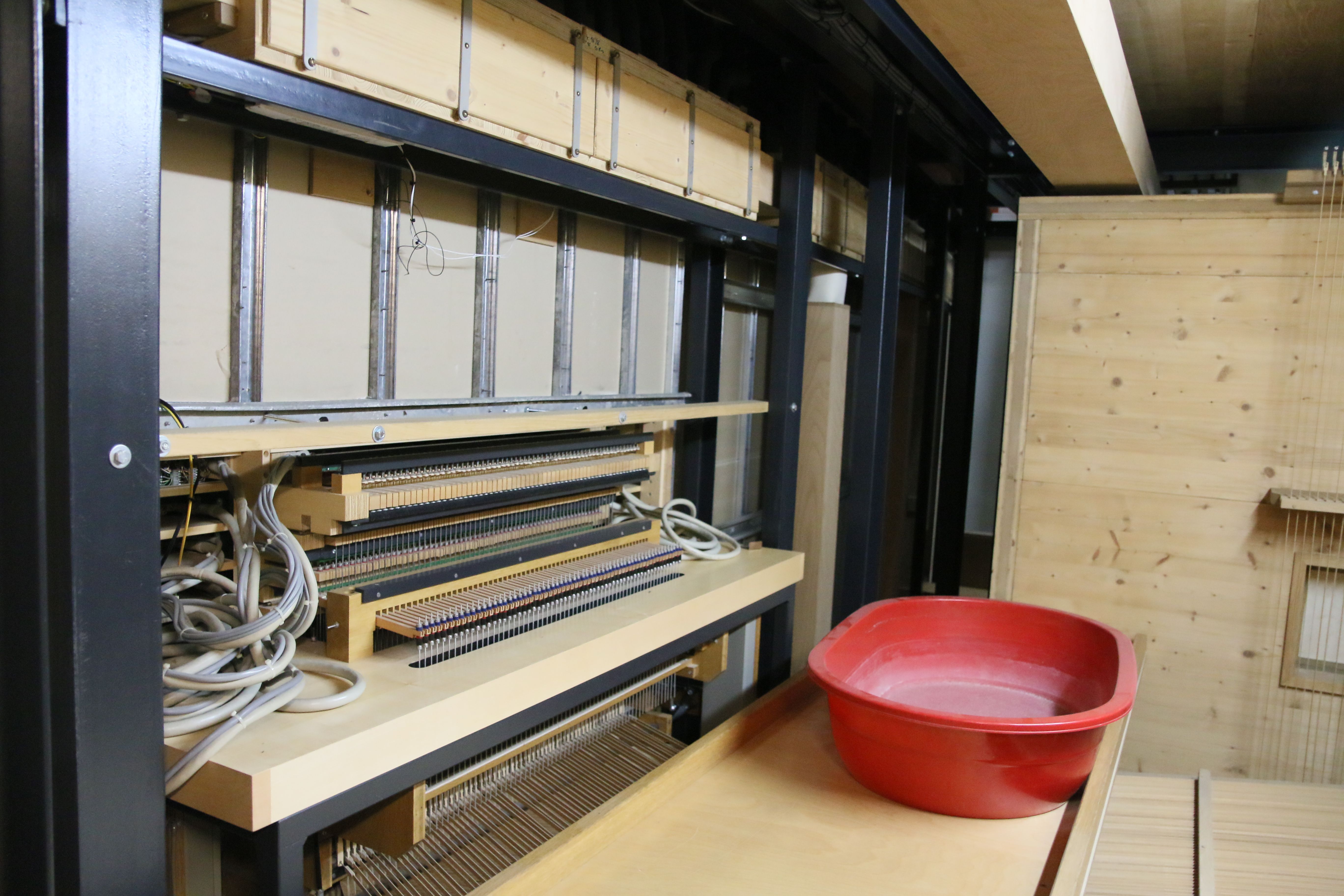 LD乐动 乐动体育6159根金属管重34吨中国最大的“琴”咋维护？(图4)