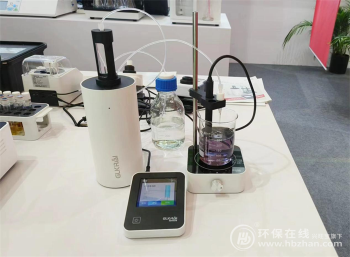 环博会新品首发│格林凯瑞表现很是“抢眼”直播现场乐动体育更是人气火爆(图4) 环博会新品首发│格林凯瑞表现很是“抢眼”直播现场乐动体育更是人气火爆(图4)