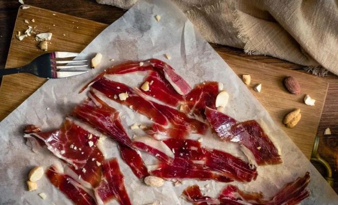 名家美酒乐动体育搭配伊比利亚火腿的西班牙风土之旅品鉴会(图2) 名家美酒乐动体育搭配伊比利亚火腿的西班牙风土之旅品鉴会(图2)