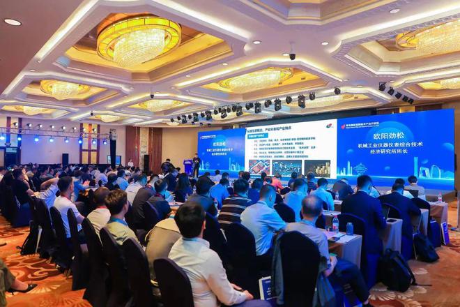 LD乐动体育青岛高新区:聚焦新兴产业 打造专业园区 推动实体经济高质量发展(图2) LD乐动体育青岛高新区:聚焦新兴产业 打造专业园区 推动实体经济高质量发展(图2)