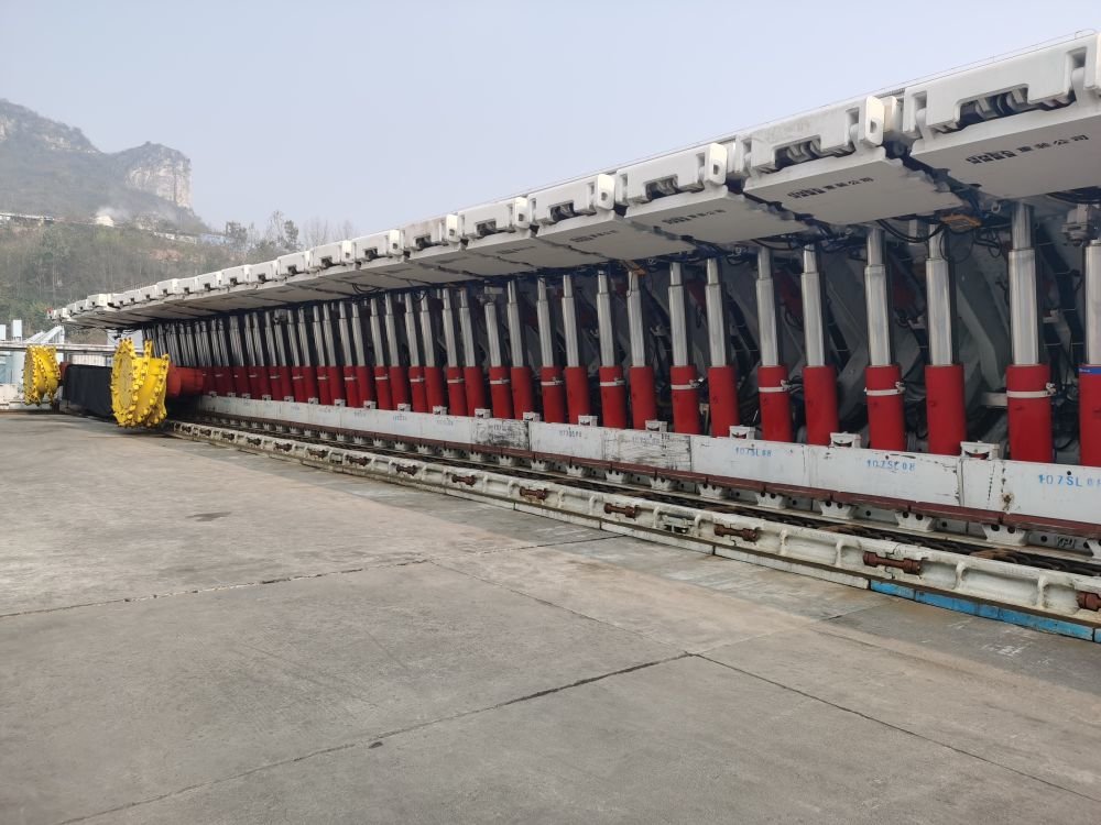 “数实融合”开启未来——数字化助力贵州实体经济高质量发展观察乐动体育(图5) “数实融合”开启未来——数字化助力贵州实体经济高质量发展观察乐动体育(图5)