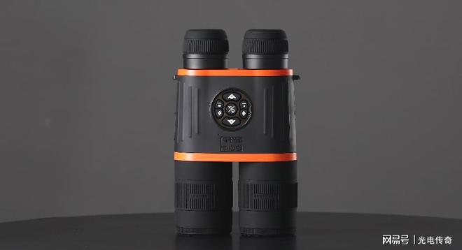 LD乐动体育红外数码夜视仪ORPHA DB550+展示什么叫