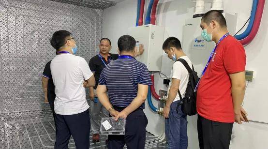 第10届中国热泵展盛大开幕LD乐动 乐动体育一起围观展会精彩瞬间(图4) 第10届中国热泵展盛大开幕LD乐动 乐动体育一起围观展会精彩瞬间(图4)