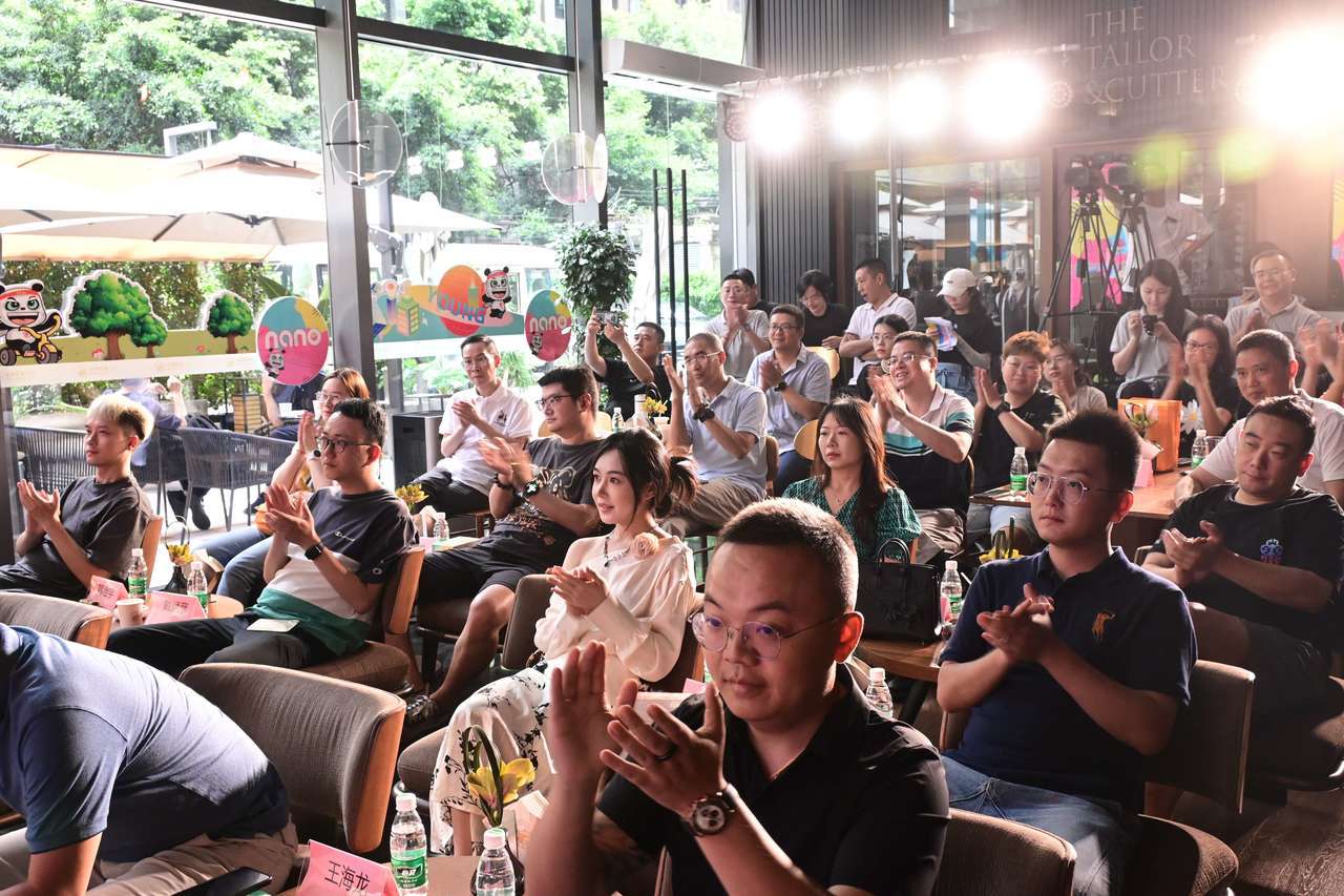 宽窄·功夫 青春派 功夫NANO加热器首秀礼成LD乐动 乐动