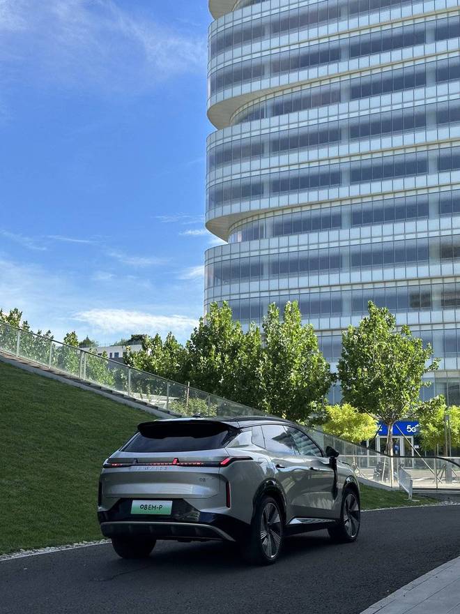 乐动体育 LD体育中国人只配买“残废”车？(图5)