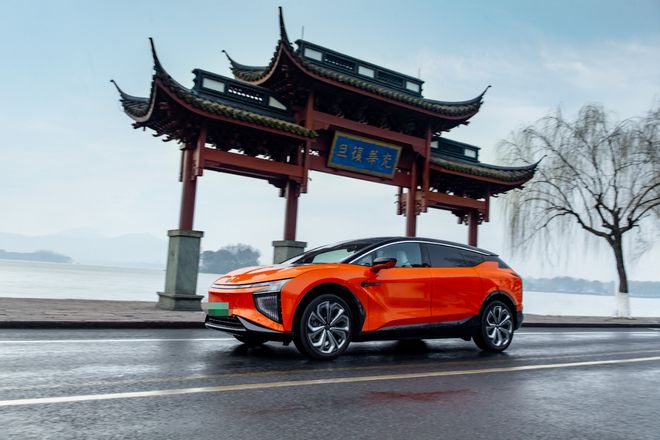 高合汽车推智能微气候系统为LD乐动体育梅雨季出行保驾护航