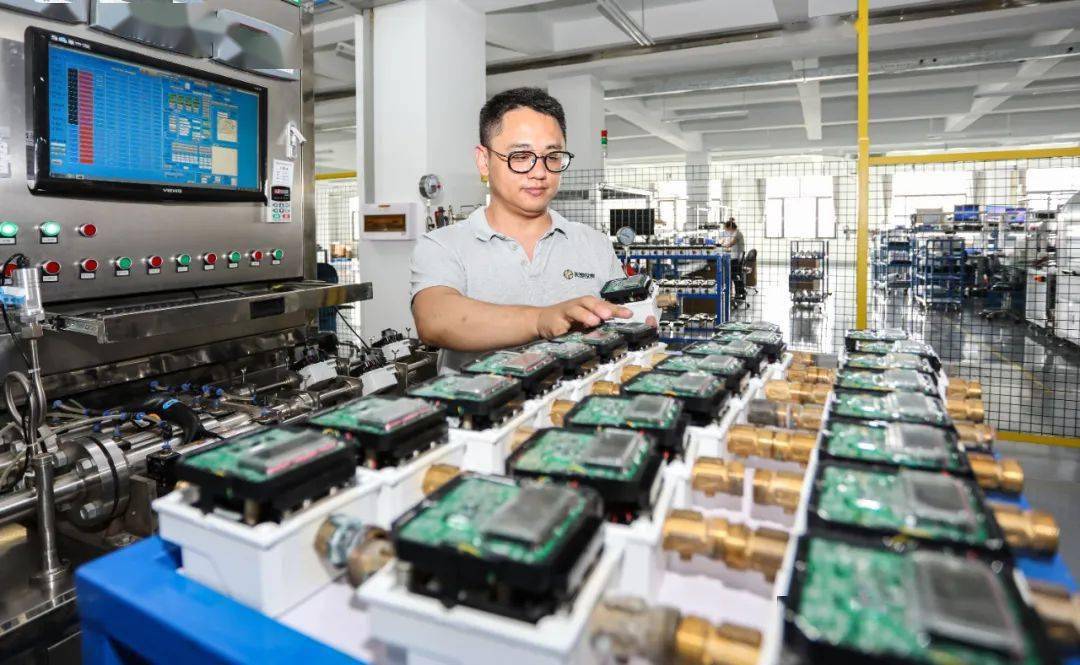 大抓经济 勇争一流 乐动体育天罡股份:国内仪表行业“大牛”(图2) 大抓经济 勇争一流 乐动体育天罡股份:国内仪表行业“大牛”(图2)