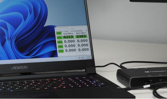 LD乐动体育英特尔傅彬：Thunderbolt和USB不是竞争关系而是携手共进(图10)