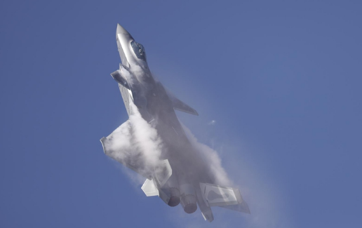 歼20也有恒温恒湿机库?央视首次披露!基建狂魔比美国又多一乐动体育 LD体育优势(图2) 歼20也有恒温恒湿机库?央视首次披露!基建狂魔比美国又多一乐动体育 LD体育优势(图2)