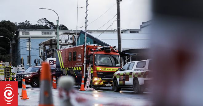 噩梦！惠灵顿凌晨突发大火至少6人死亡11人失联乐动体育！火灾报警器未响！(图5)