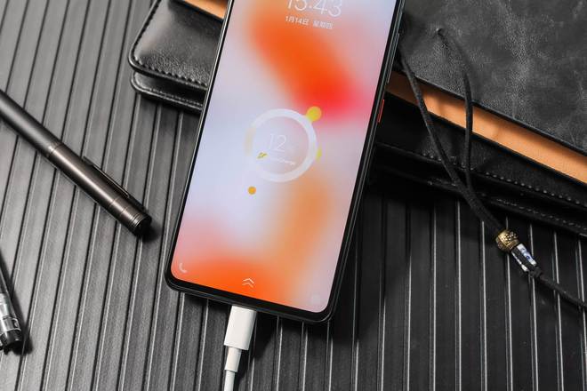 LD乐动 乐动体育iQOO7怎么样?超快闪充技术14分钟充入100%(图3) LD乐动 乐动体育iQOO7怎么样?超快闪充技术14分钟充入100%(图3)